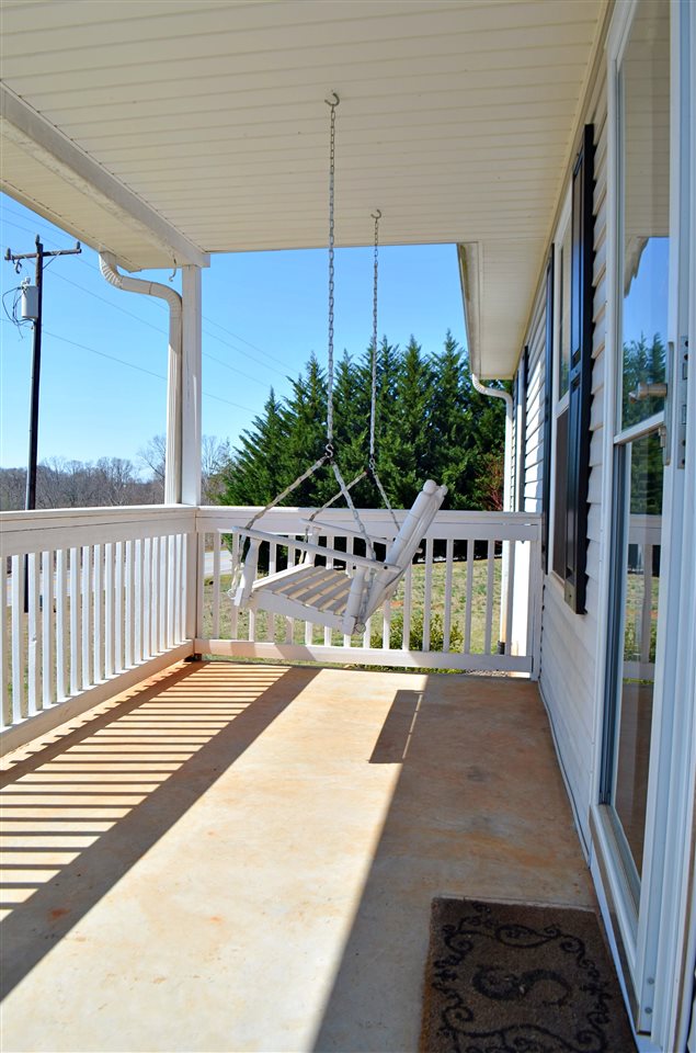 1214 Holly Springs Road Inman, SC 29349 - Photo 3 of 25