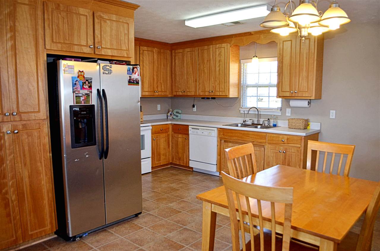 1214 Holly Springs Road Inman, SC 29349 - Photo 8 of 25