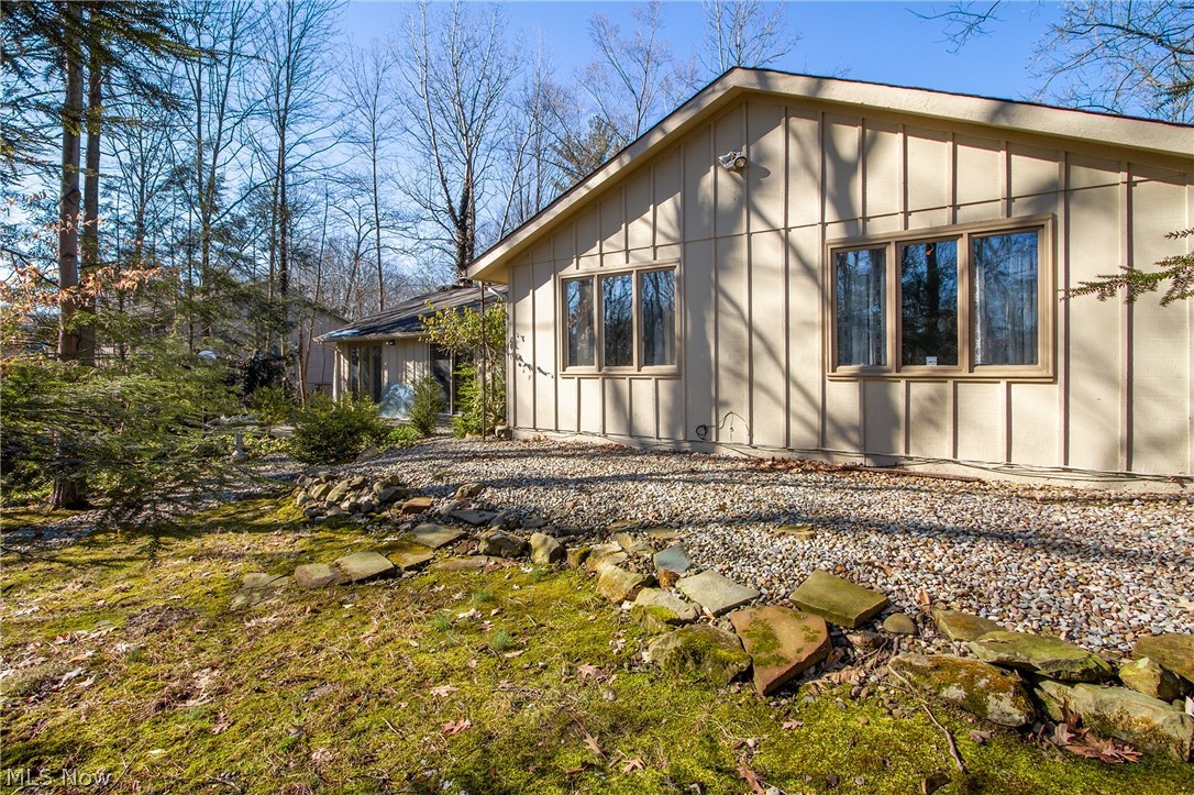18085 Falling Leaves Road Strongsville, OH 44136 - Photo 29 of 33 Gallery Image 29