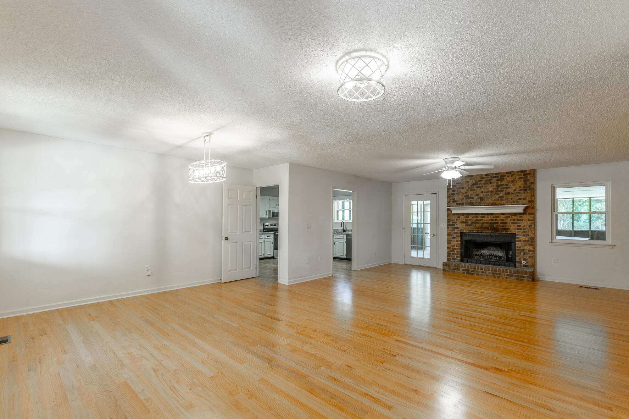 9111 Hundley Road Chattanooga, TN 37416 - Photo 6 of 32 9111 Hundley Road HD