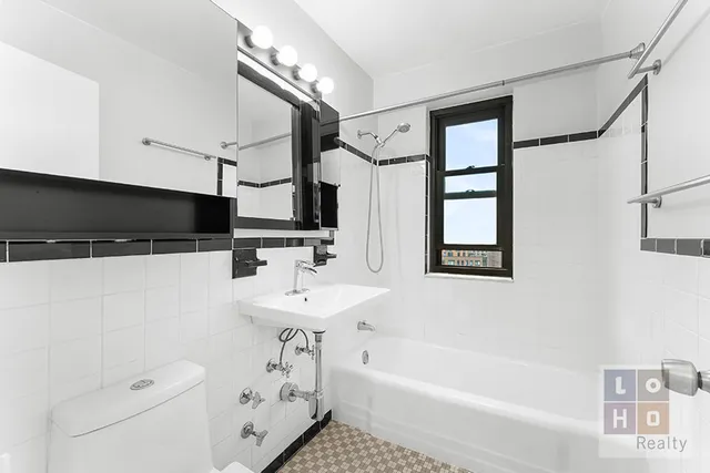 $775,000 | 212 East Broadway, Unit 1203 | Lower East Side