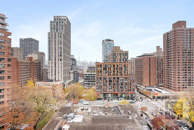 $775,000 | 212 East Broadway, Unit 1203 | Lower East Side