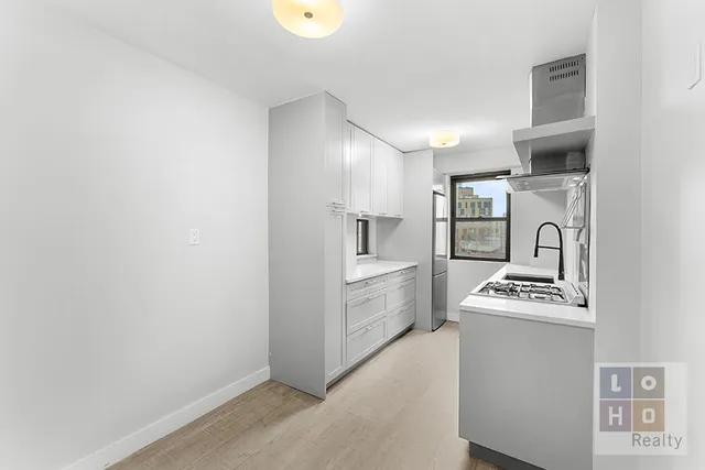 $775,000 | 212 East Broadway, Unit 1203 | Lower East Side