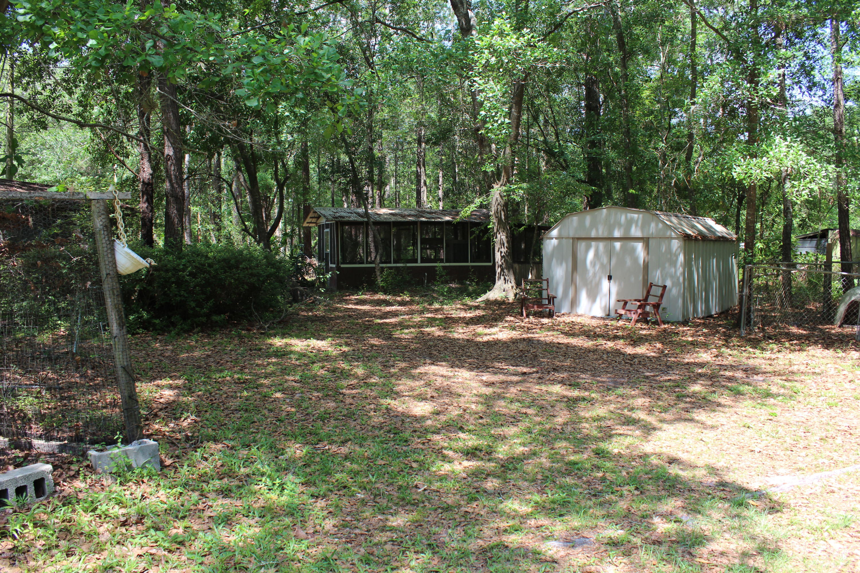 4063 Pinto Road Middleburg, FL 32068 - Photo 6 of 17 backyard