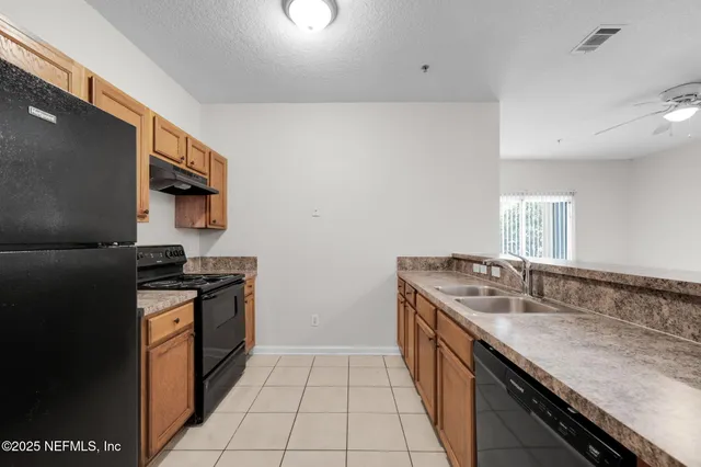 $113,900 | 3620 Kirkpatrick Circle, Unit 3, Jacksonville, FL 32210