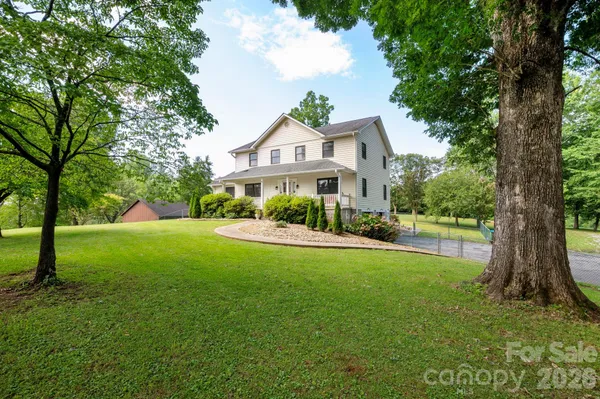 $2,750,000 | 10 Old Turnpike Road, Mills River, NC 28759