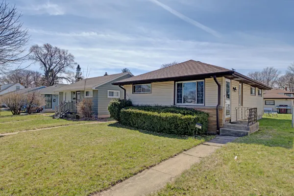 $184,900 | 5935 North 71st Street, Milwaukee, WI 53218