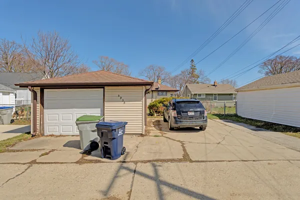 $184,900 | 5935 North 71st Street, Milwaukee, WI 53218