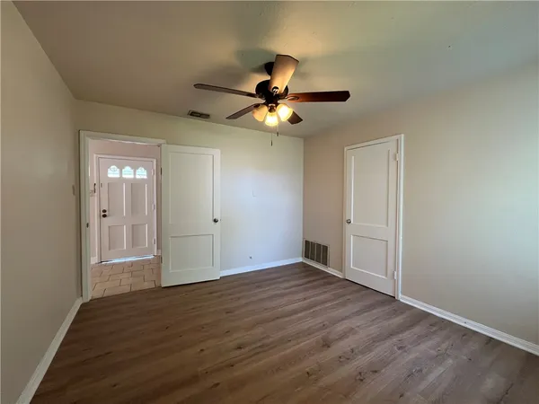 $1,950 | 529 Ohio Avenue, Corpus Christi, TX 78404