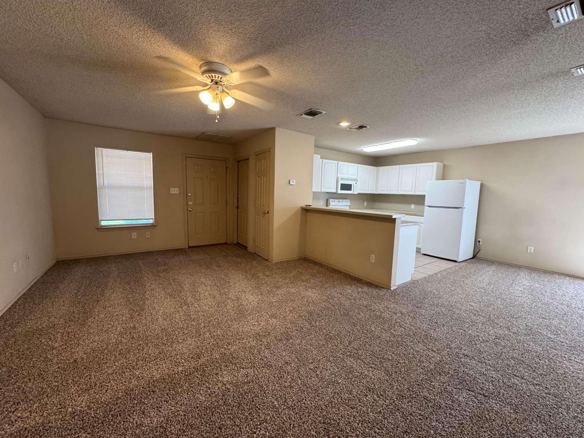 6311 7th Street, Unit UINT 1 Lubbock, TX 79416 - Photo 5 of 13 IMG_8136