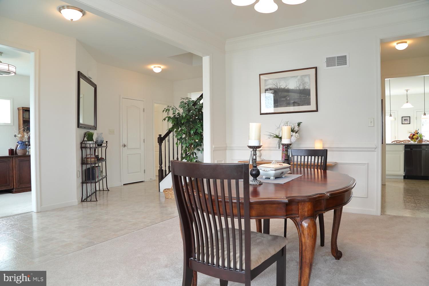 653 Warminster Lane Lititz, PA 17543 - Photo 18 of 45 Dining room view