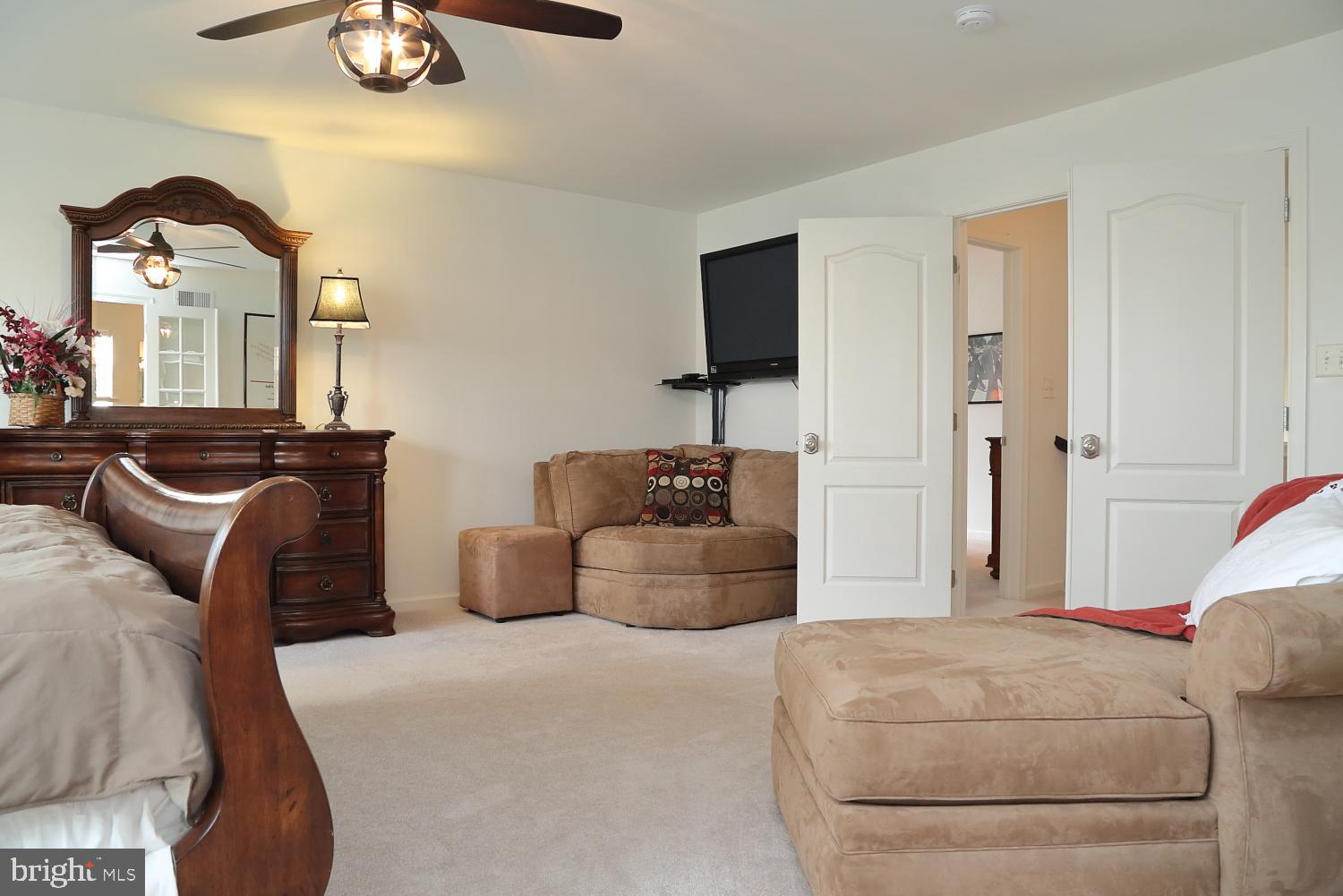 653 Warminster Lane Lititz, PA 17543 - Photo 28 of 45 Master Bedroom sitting area