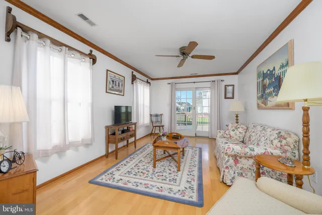 $399,900 | 679 Cascade Drive South, Mount Laurel, NJ 08054