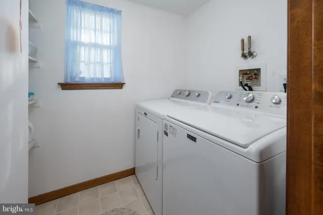 $399,900 | 679 Cascade Drive South, Mount Laurel, NJ 08054