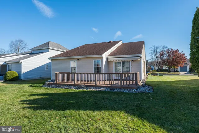 $399,900 | 679 Cascade Drive South, Mount Laurel, NJ 08054