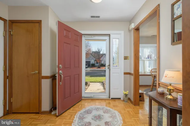 $399,900 | 679 Cascade Drive South, Mount Laurel, NJ 08054