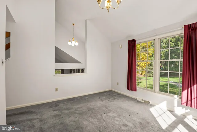 $2,800 | 1913 Meadow Lane, Wyomissing, PA 19610