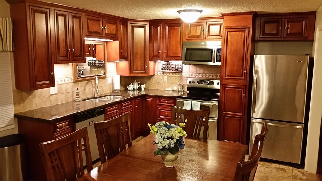 514 Michael Sears Road Belchertown, MA 01007 - Photo 5 of 30 Gallery Image 5