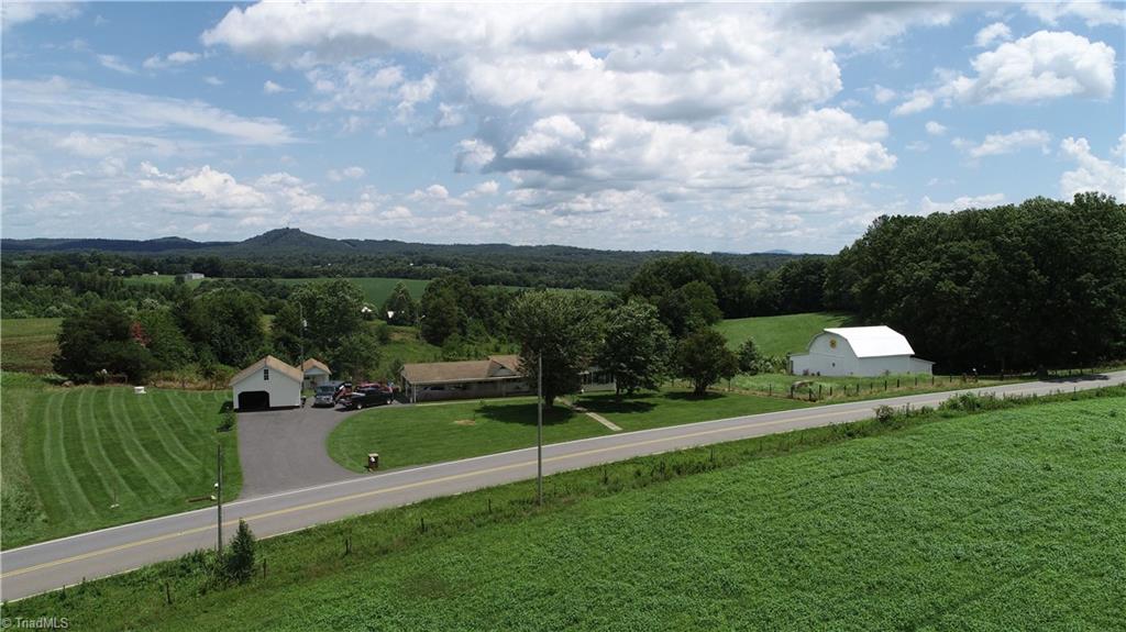 557 Turkey Ford Road Dobson, NC 27017 - Photo 12 of 19 Gallery Image 12