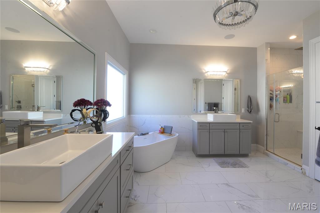 17016 Lakeside Ridge Chesterfield, MO 63005 - Photo 54 of 86