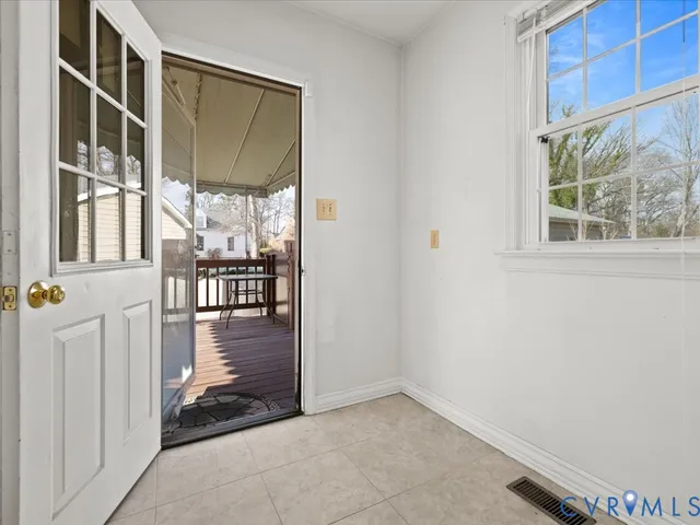 $379,500 | 6802 Cottage Street, Henrico, VA 23228