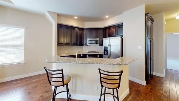 $3,000 | 4401 Dexter Lane, Unit B12, Carrollton, TX 75010