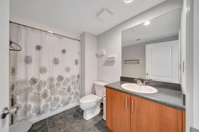 $495,000 | 110 North Federal Highway, Unit 707, Fort Lauderdale, FL 33301