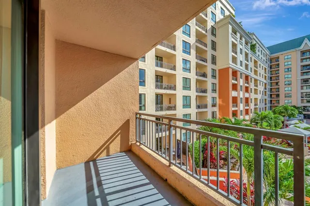 $495,000 | 110 North Federal Highway, Unit 707, Fort Lauderdale, FL 33301