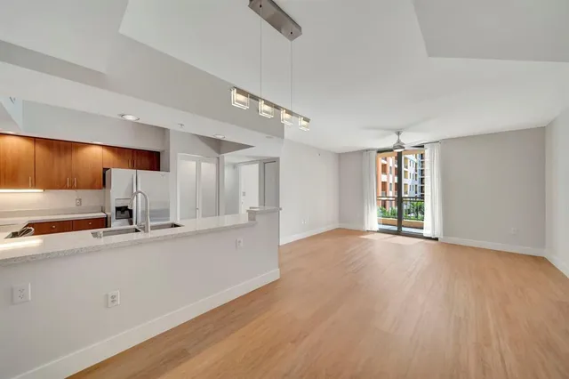 $495,000 | 110 North Federal Highway, Unit 707, Fort Lauderdale, FL 33301