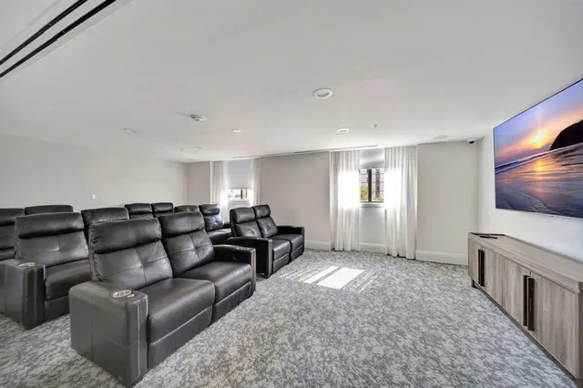 $495,000 | 110 North Federal Highway, Unit 707, Fort Lauderdale, FL 33301