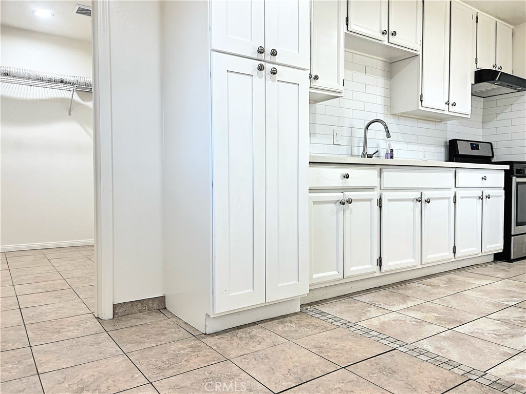 1143 Elizabeth Lake Road Palmdale, CA 93551 - Photo 18 of 67