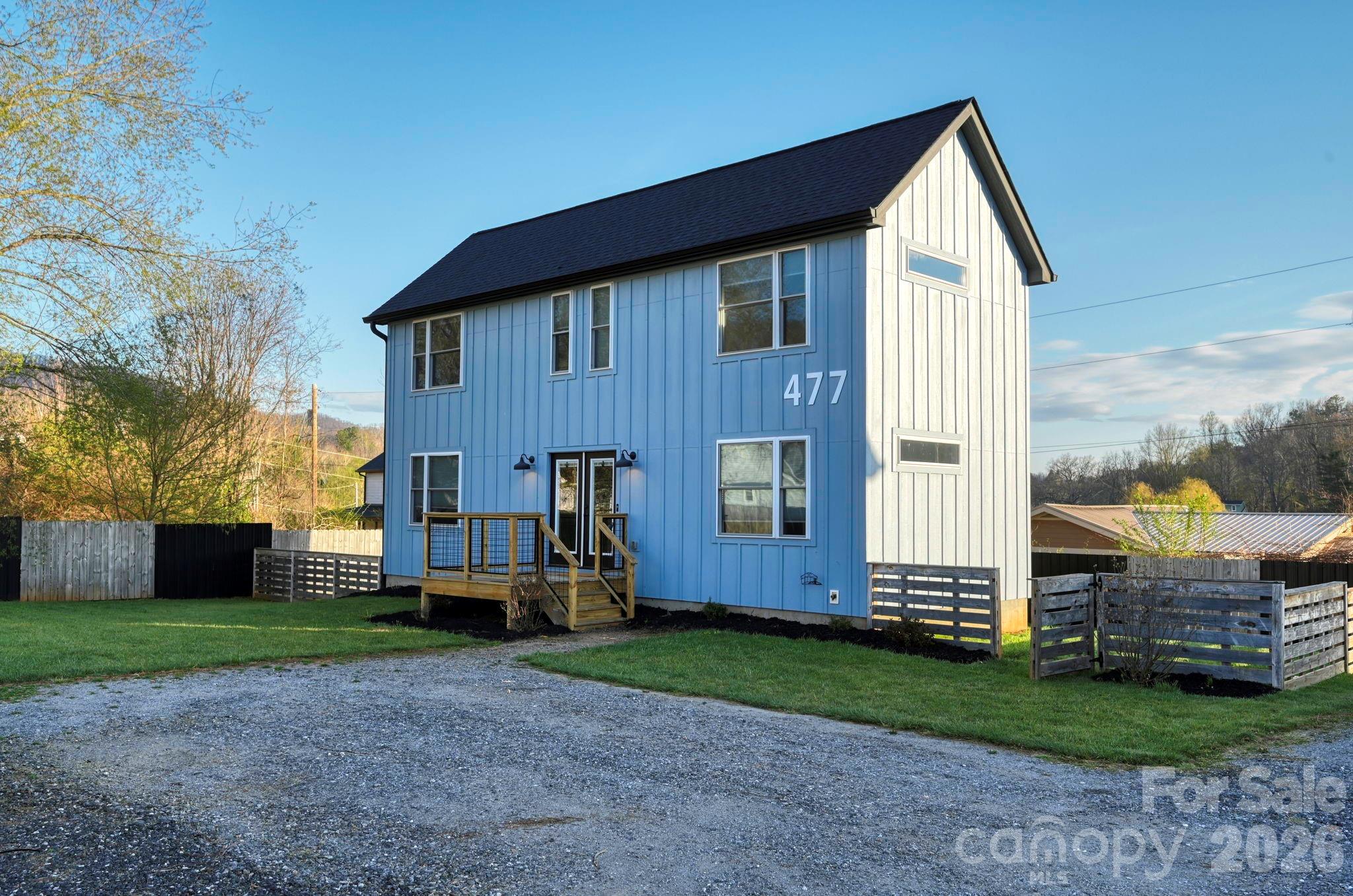 477 Oakdale Road Waynesville, NC 28786 - Photo 1 of 32