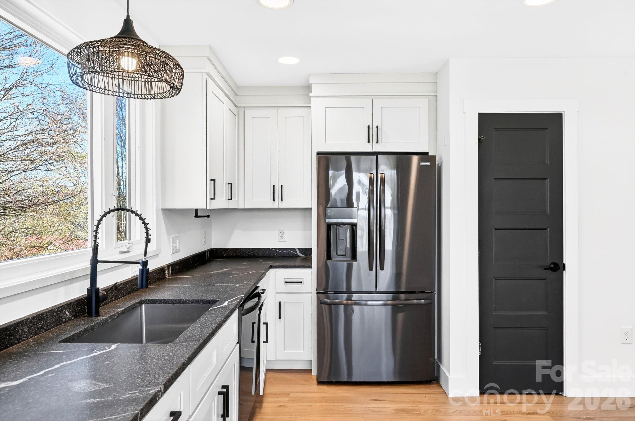 477 Oakdale Road Waynesville, NC 28786 - Photo 7 of 32