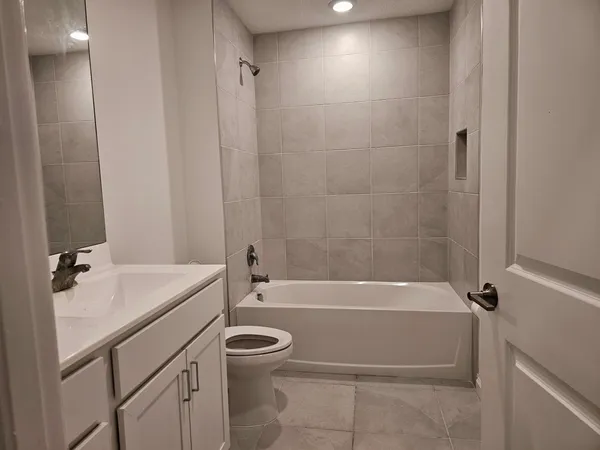 $2,750 | 4231 Troon Place, Fort Pierce, FL 34947