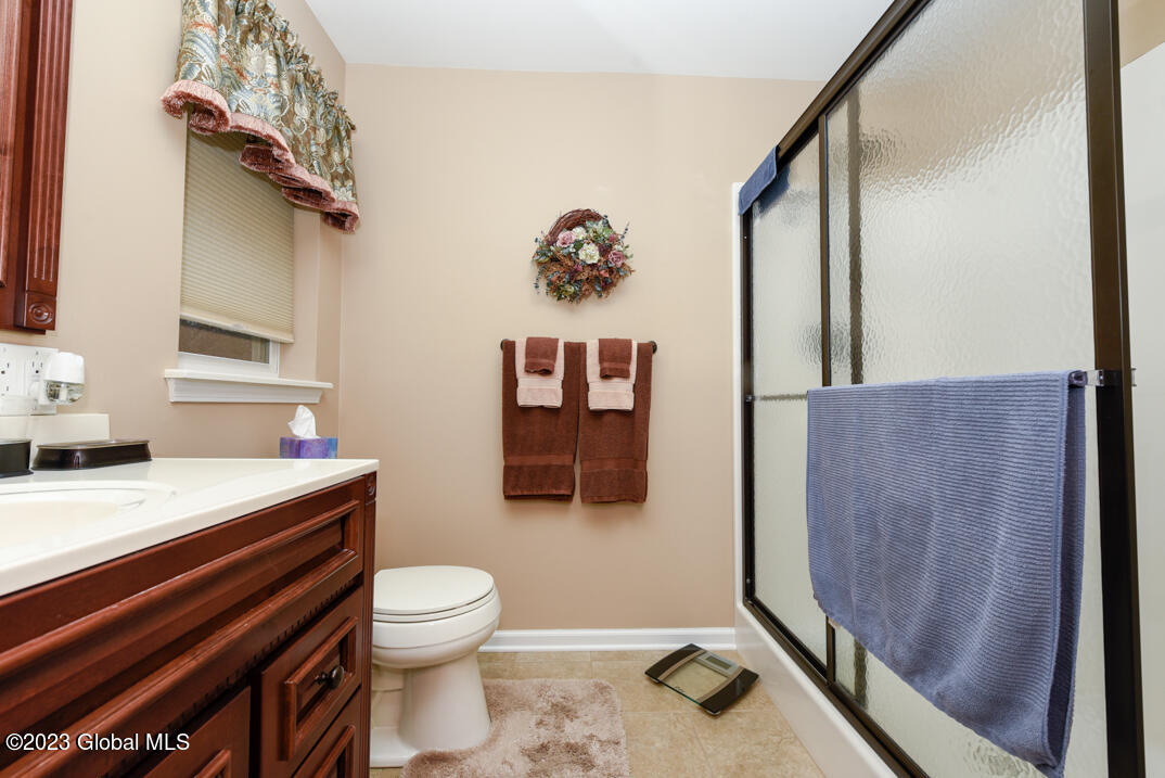 6 Briar Ridge Place Bethlehem, NY 12158 - Photo 24 of 27 _REN5850