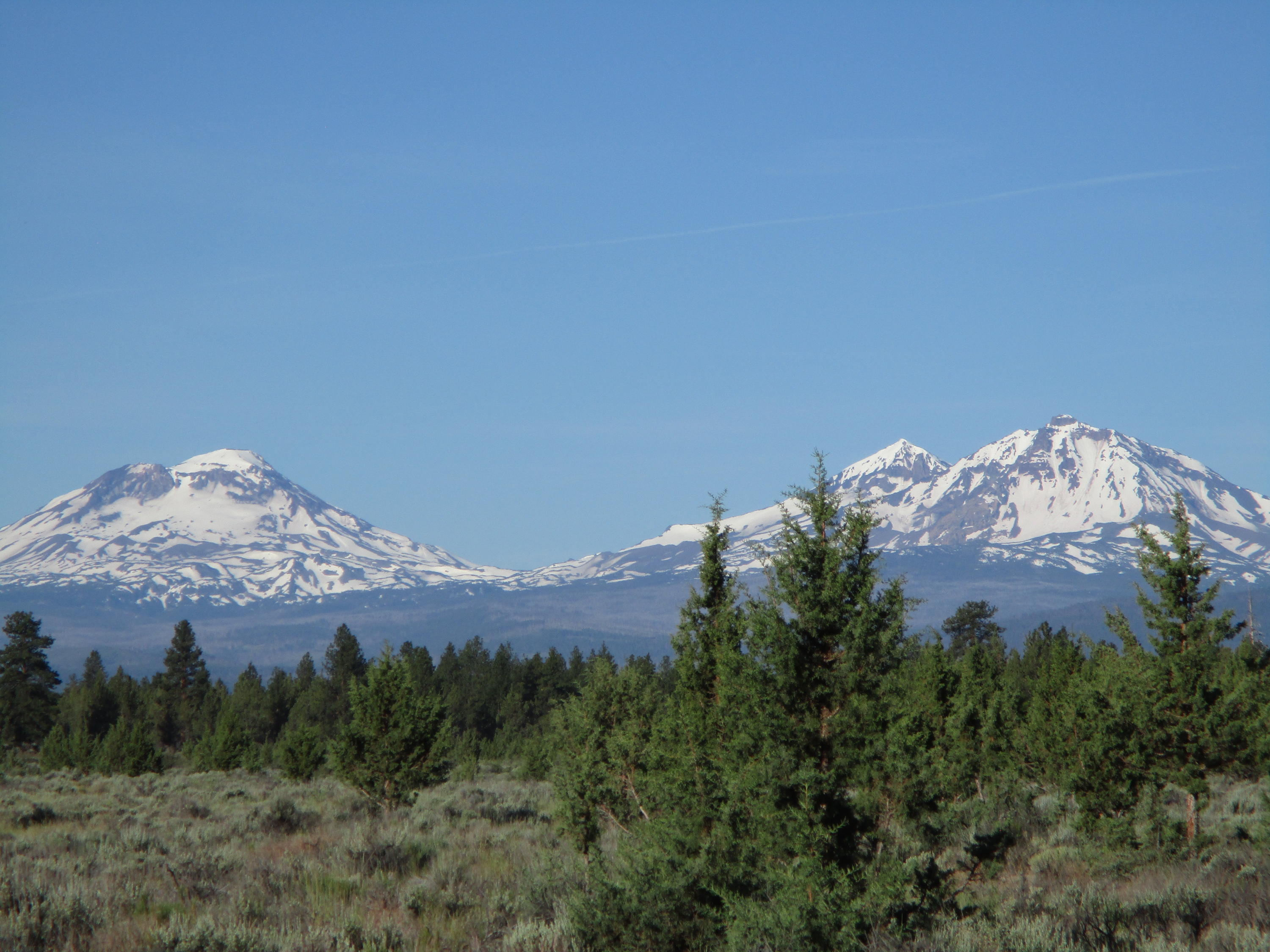 17820 Mountain View Road Sisters, OR 97759 - Photo 1 of 18 Cascade Mountain Views!