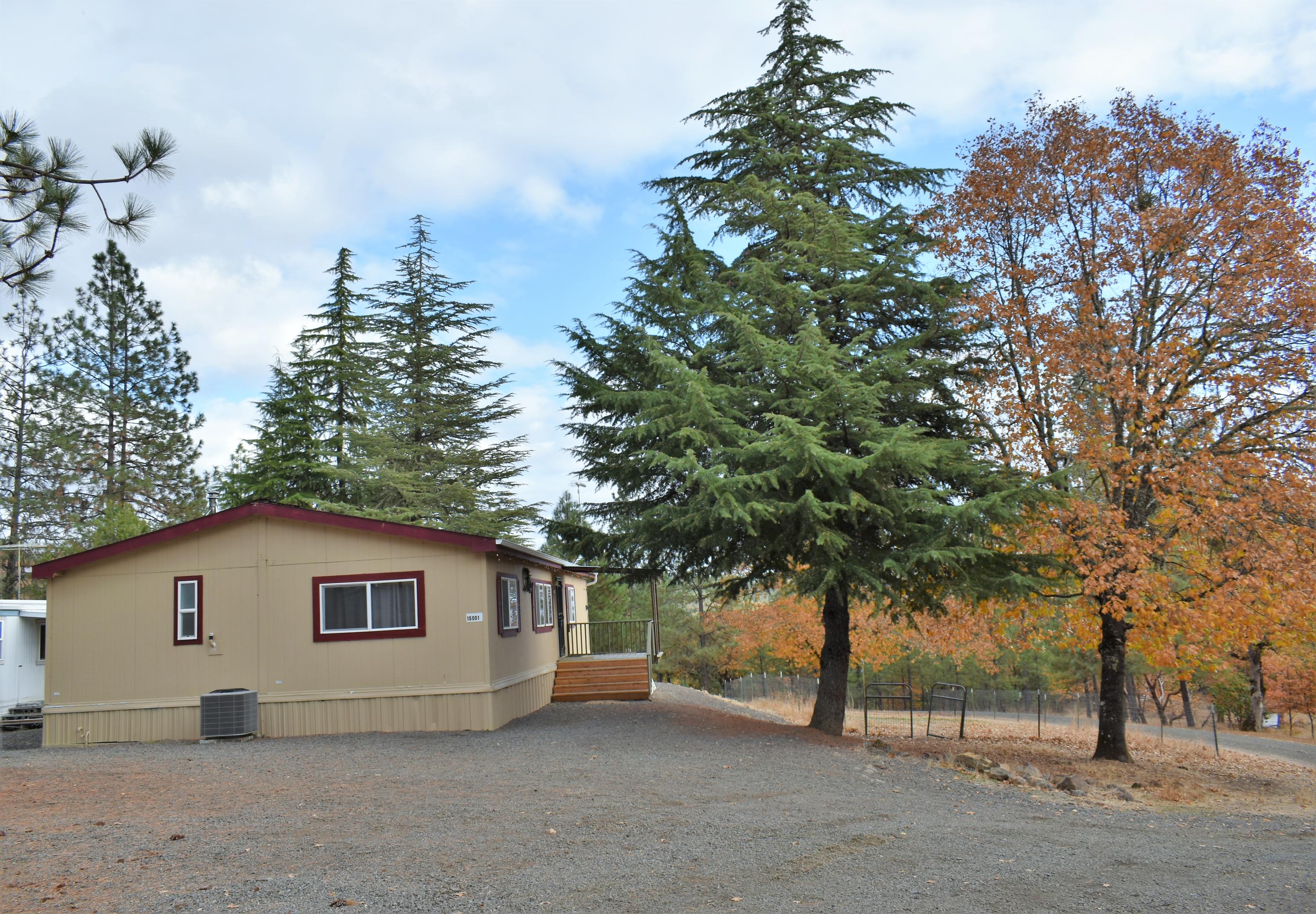 15001 Meadows Road White City, OR 97503 - Photo 18 of 54 18 Newer Mobile
