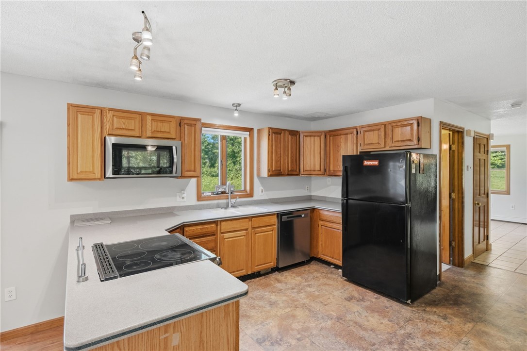 655 Saugatucket Road South Kingstown, RI 02879 - Photo 9 of 50