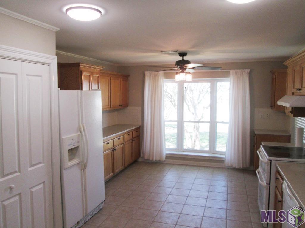17083 Blue Ridge Road Prairieville, LA 70769 - Photo 4 of 37 Gallery Image 4