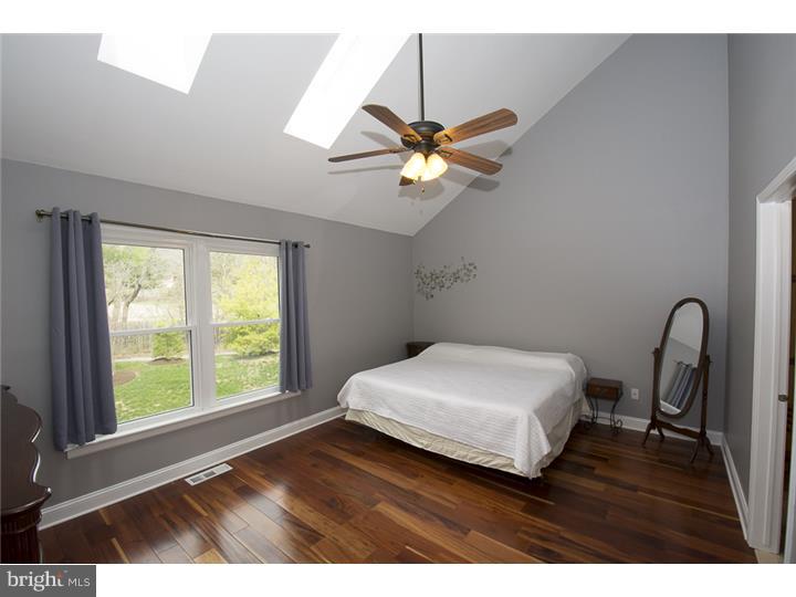 29 Main Street Wayne, PA 19087 - Photo 14 of 25