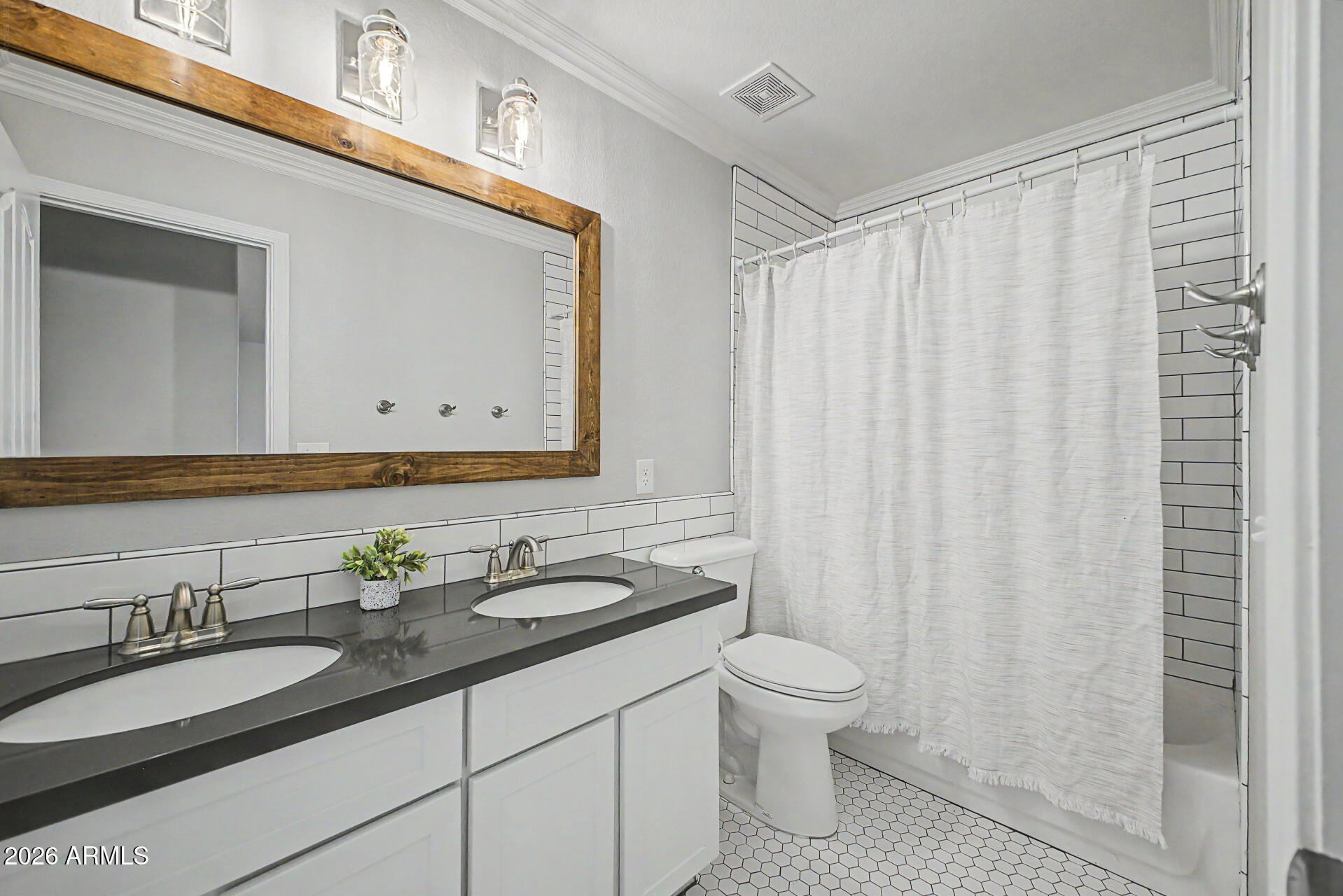 2347 East Ranch Road Gilbert, AZ 85296 - Photo 22 of 26