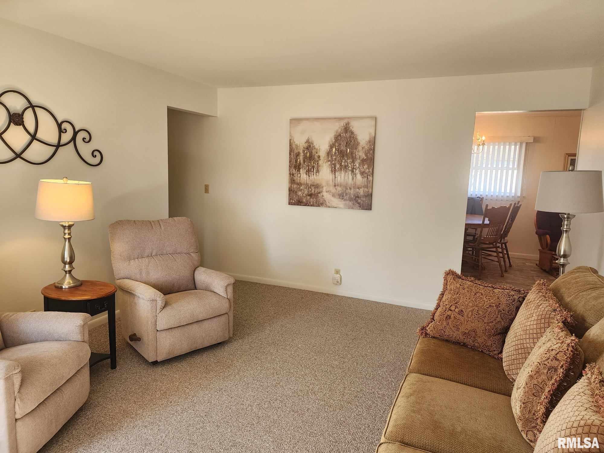 612 Ridge Street Carterville, IL 62918 - Photo 3 of 21 Gallery Image 3