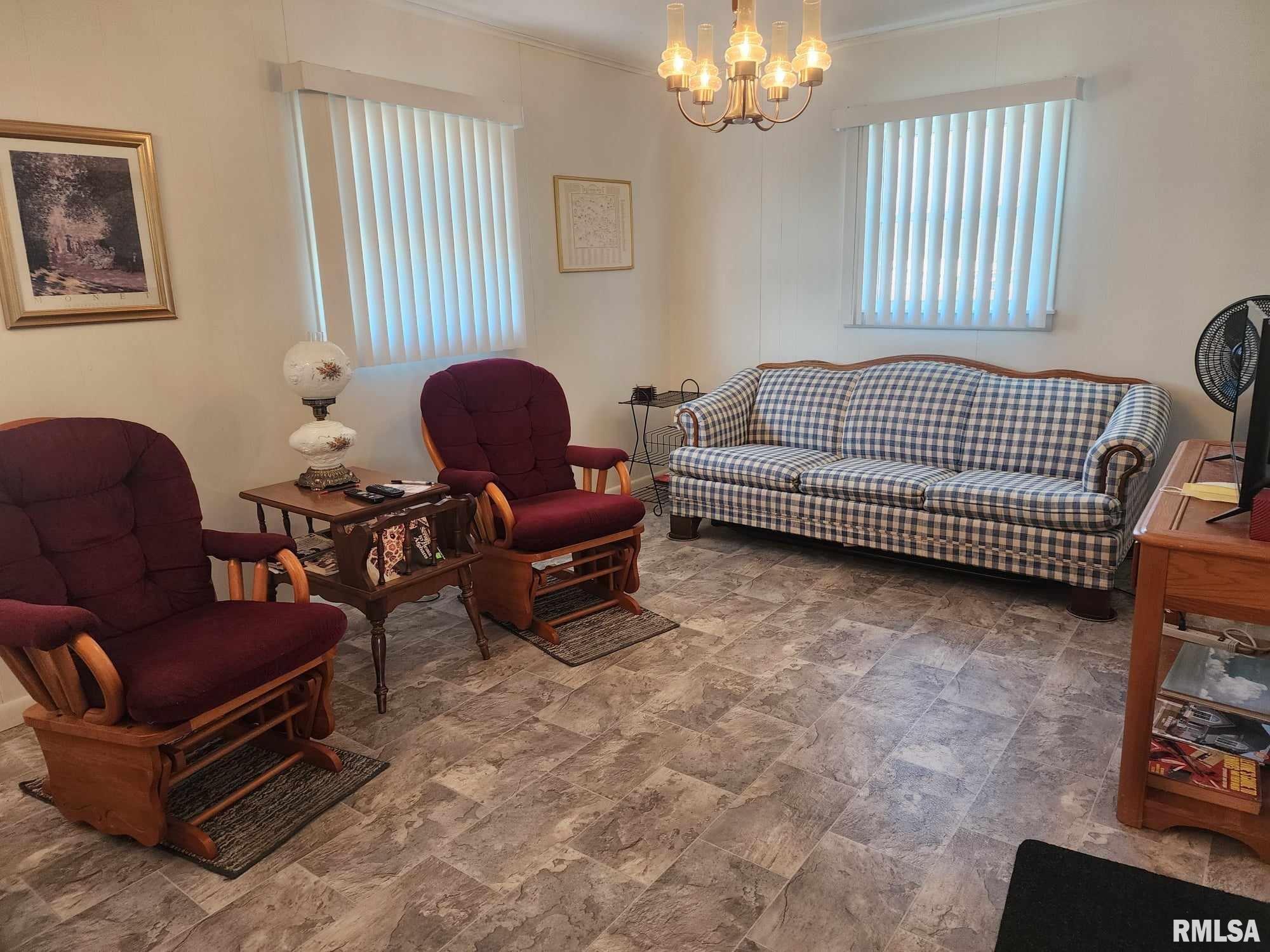 612 Ridge Street Carterville, IL 62918 - Photo 8 of 21 Gallery Image 8