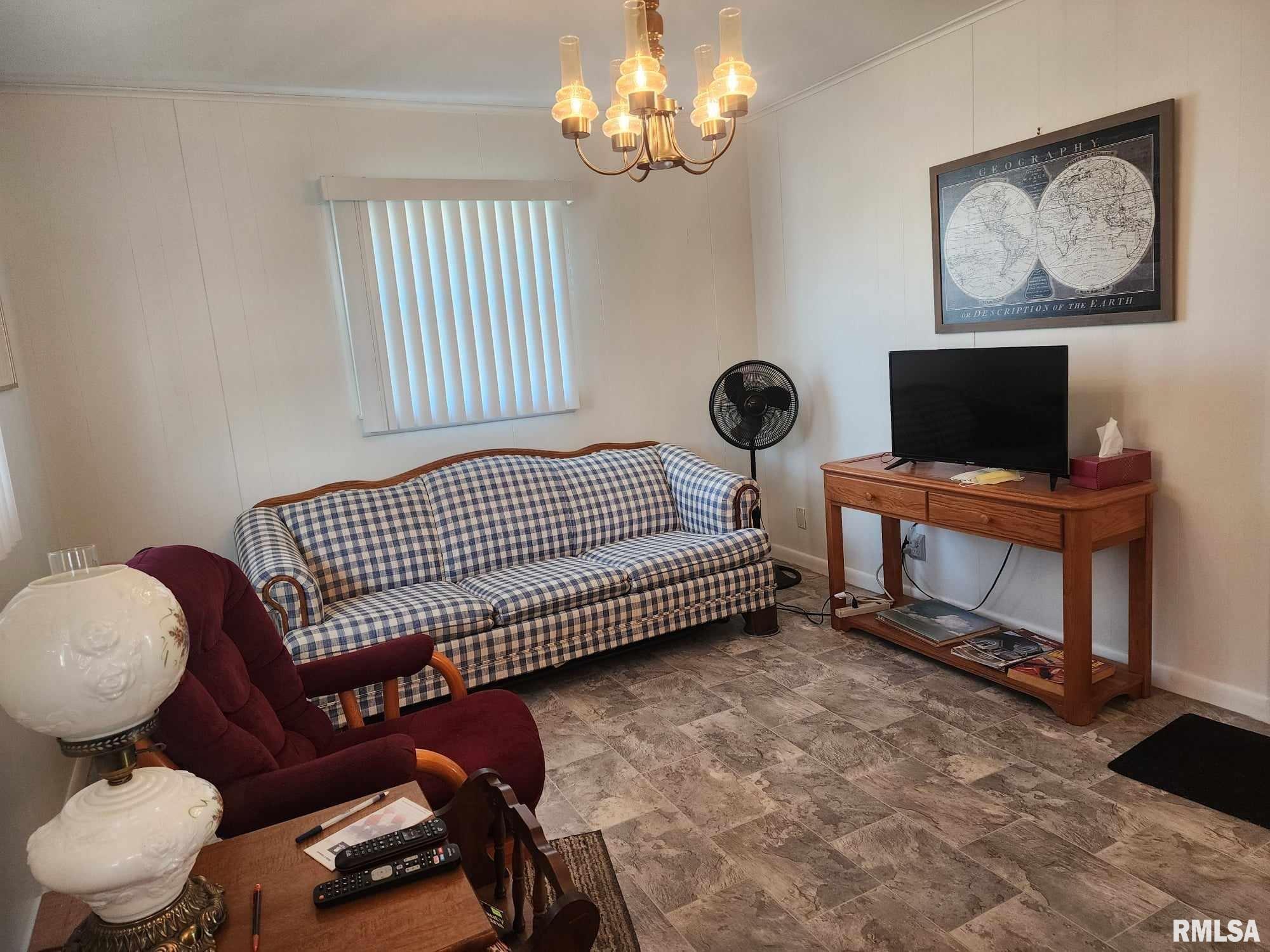 612 Ridge Street Carterville, IL 62918 - Photo 9 of 21 Gallery Image 9