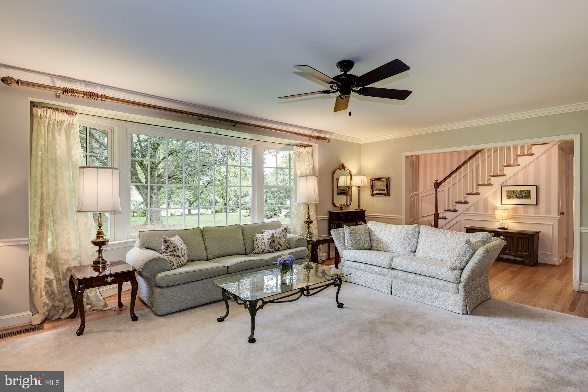 9304 Belmart Road Potomac, MD 20854 - Photo 4 of 41