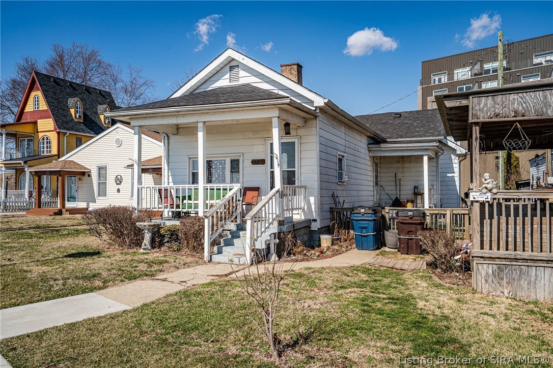 427-429 East Riverside Drive Clarksville, IN 47129 - Photo 2 of 20