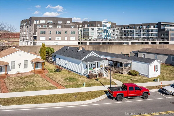 $495,000 | 427-429 East Riverside Drive, Clarksville, IN 47129