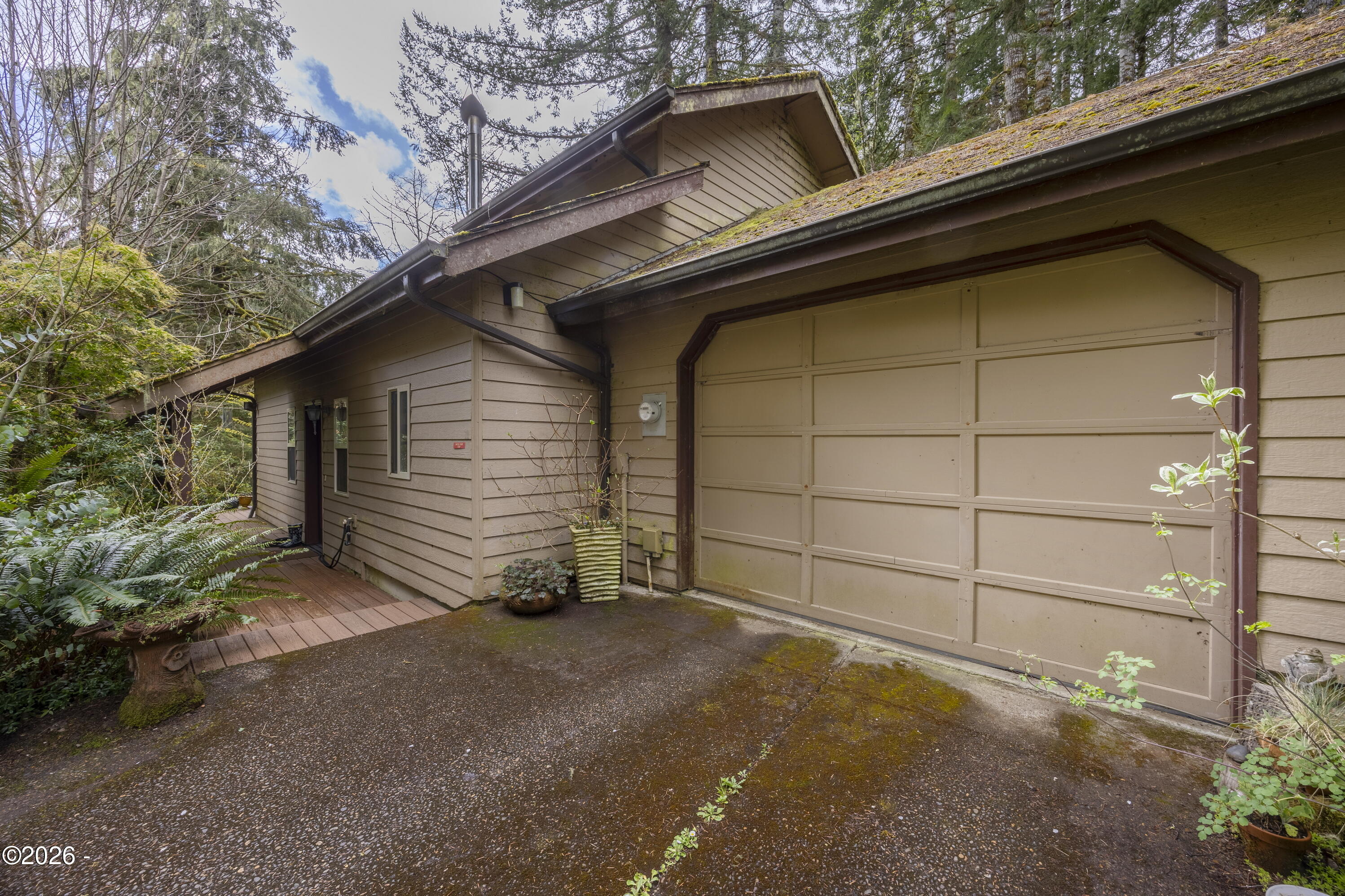 4110 Logsden Road Siletz, OR 97380 - Photo 4 of 52 Front of home