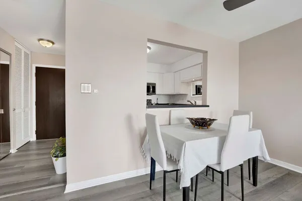 $205,000 | 725 West Huntington Commons Road, Unit 416, Mount Prospect, IL 60056