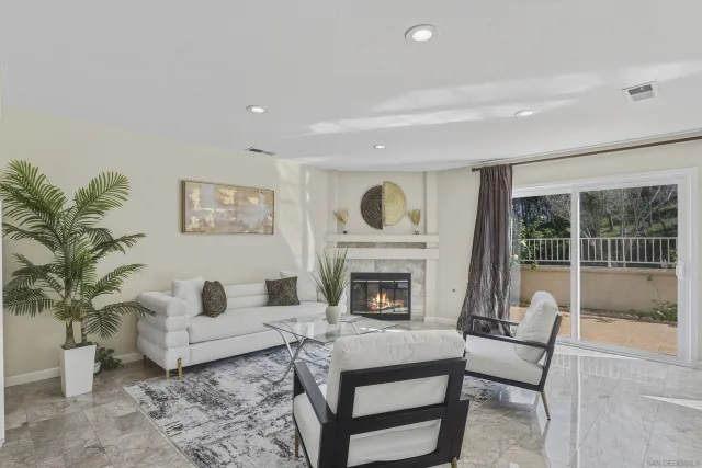 $859,000 | 11855 Caminito De Las Missiones, San Diego, CA 92128